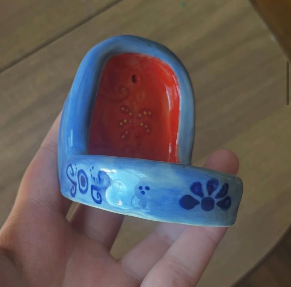 Tea candle holder